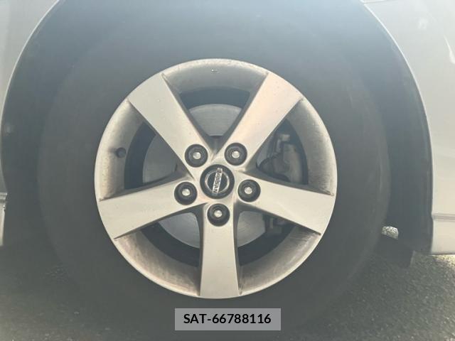Nissan LAFESTA 2014-01 8371765-4