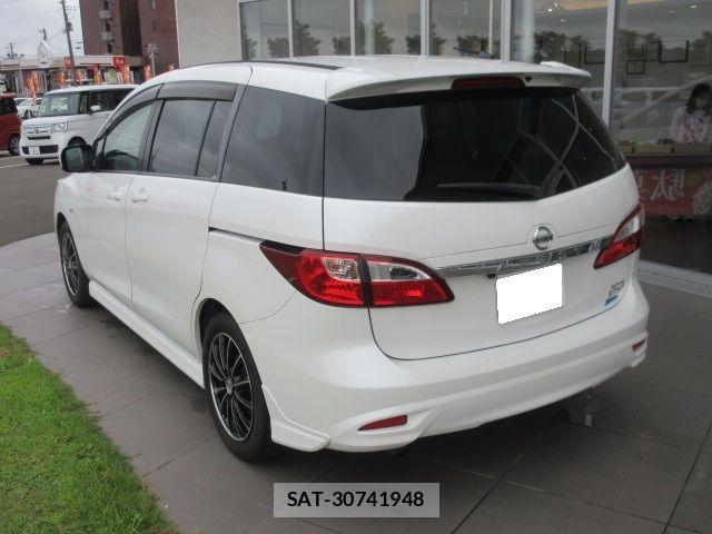 Nissan LAFESTA 2017-01 8413073-4