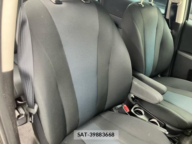 Nissan LAFESTA 2014-01 8413075-12