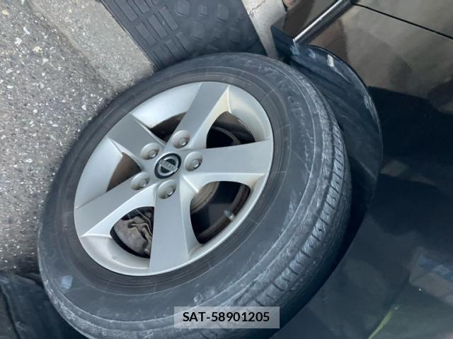 Nissan LAFESTA 2015-02 8562309-9