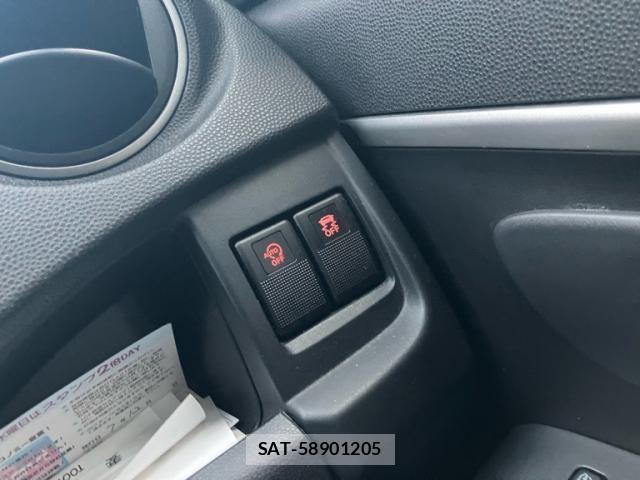 Nissan LAFESTA 2015-02 8562309-22