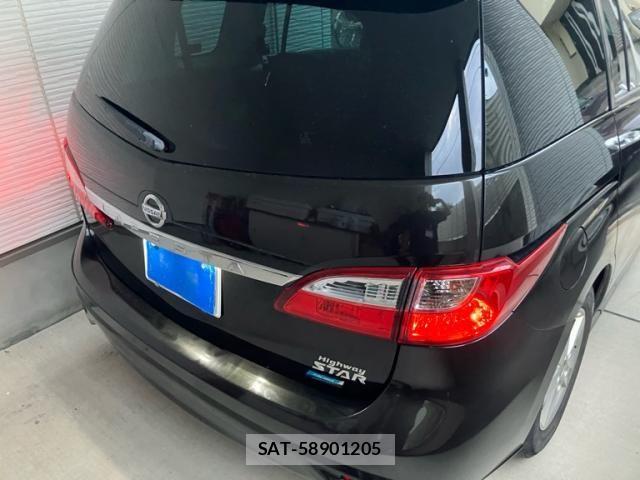 Nissan LAFESTA 2015-02 8562309-3