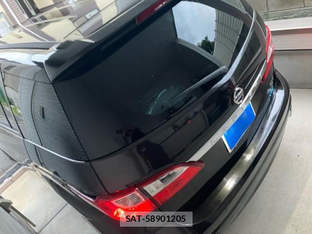 Nissan LAFESTA 2015-02 8562309-4
