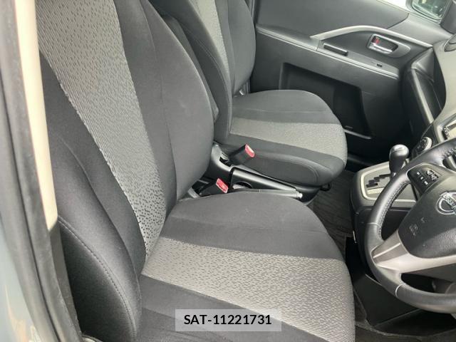 Nissan LAFESTA 2012-03 8659735-11