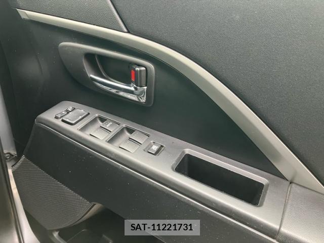 Nissan LAFESTA 2012-03 8659735-13