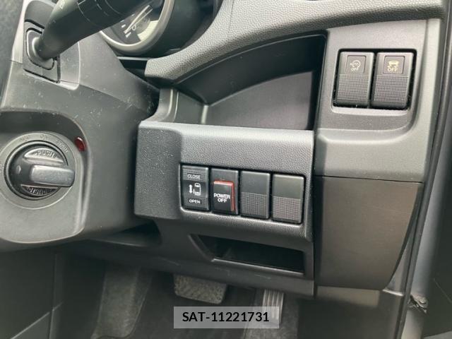 Nissan LAFESTA 2012-03 8659735-14