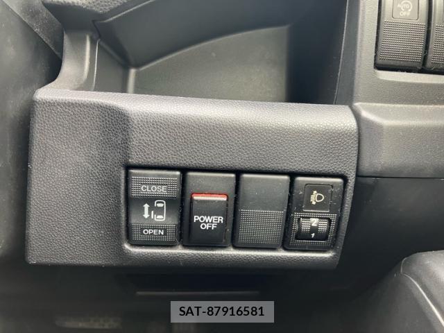 Nissan LAFESTA 2011-09 8659734-25
