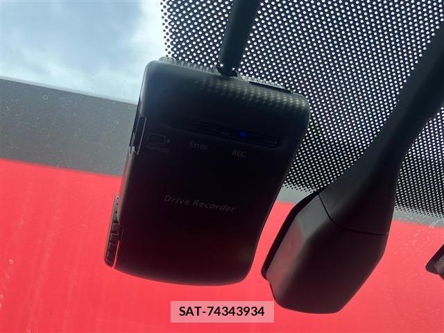 Nissan LAFESTA 2016-01 8659730-28