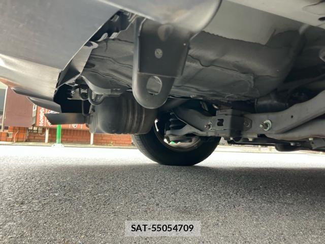 Nissan LAFESTA 2017-09 8659729-24