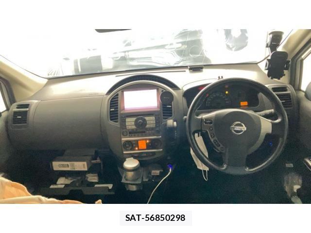 Nissan LAFESTA 2005-02 8685785-4