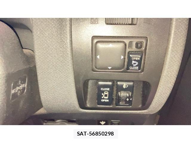 Nissan LAFESTA 2005-02 8685785-8