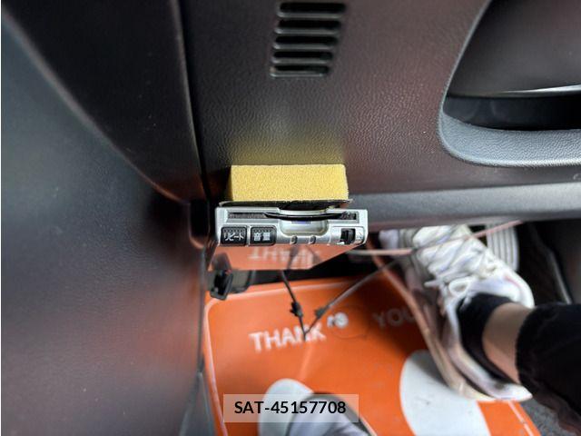 Nissan LAFESTA 2012-03 8685786-8