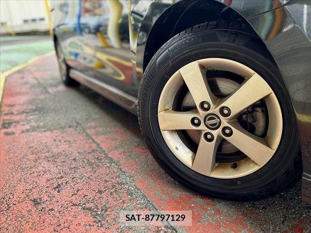 Nissan LAFESTA 2016-01 8871269-27