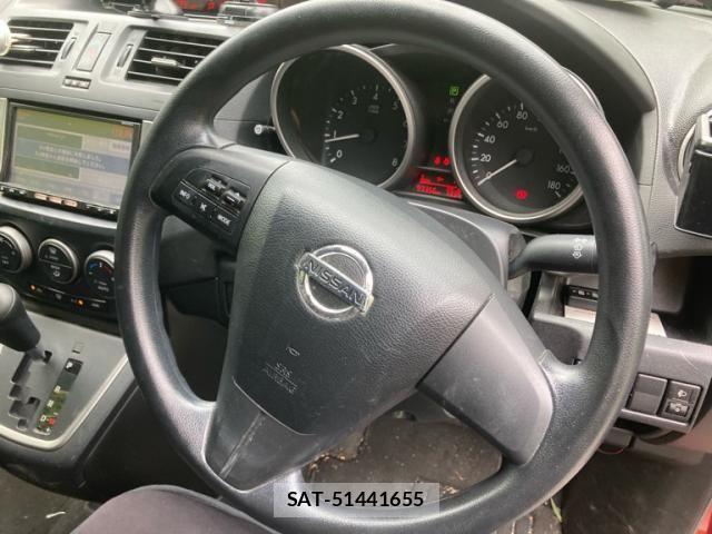 Nissan LAFESTA 2011-08 8871270-11