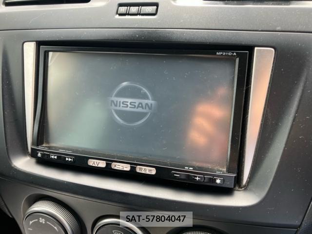 Nissan LAFESTA 2012-02 8880321-9