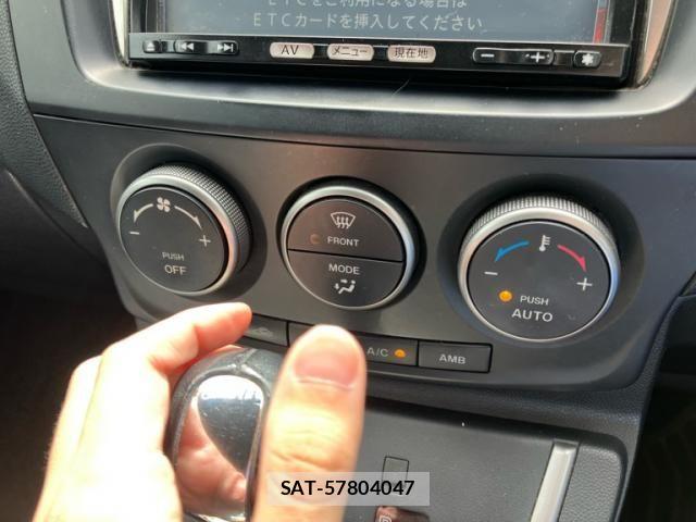 Nissan LAFESTA 2012-02 8880321-11