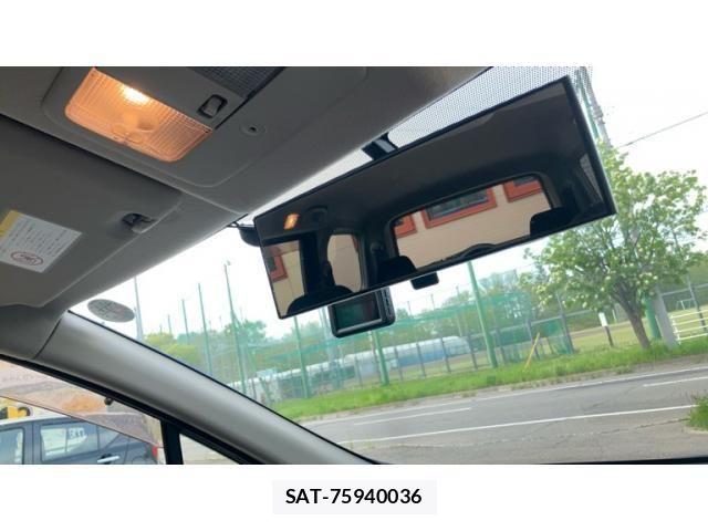 Nissan LAFESTA 2011-06 7220446-23