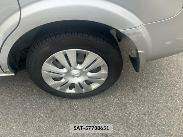 Nissan LAFESTA 2012-01 7455210-4