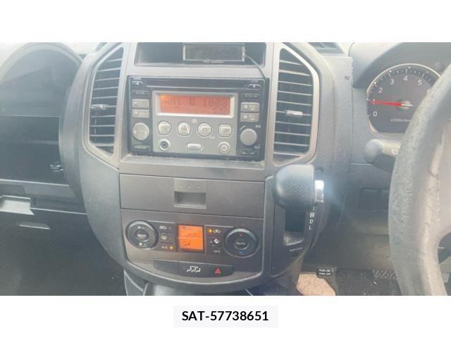 Nissan LAFESTA 2012-01 7455210-7