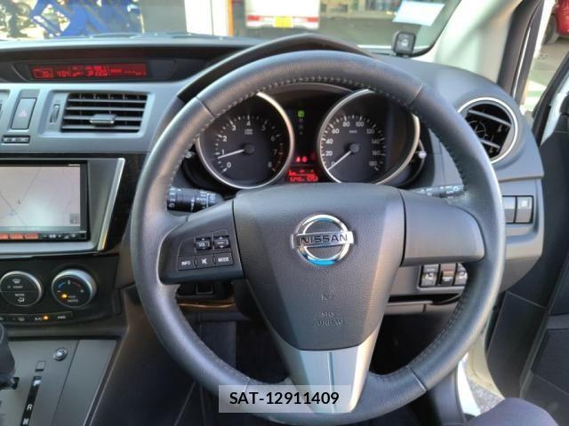 Nissan LAFESTA 2016-01 7455209-13