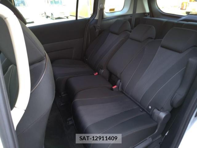 Nissan LAFESTA 2016-01 7455209-22