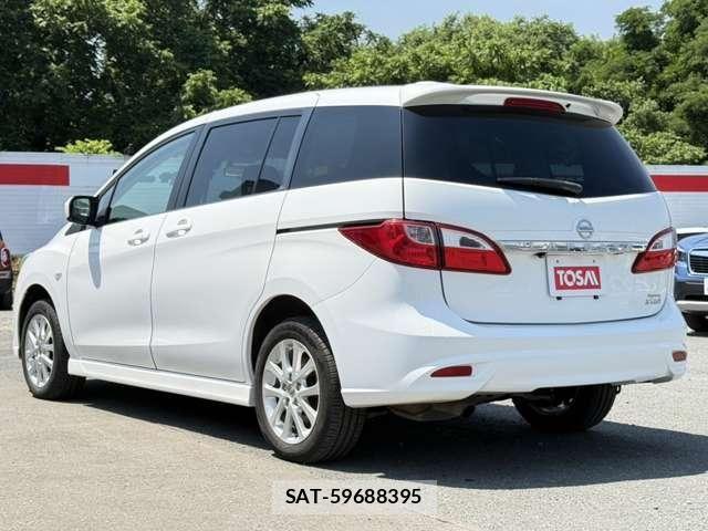 Nissan LAFESTA 2011-11 8158653-24