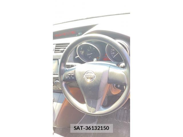 Nissan LAFESTA 2012-12 8413079-9