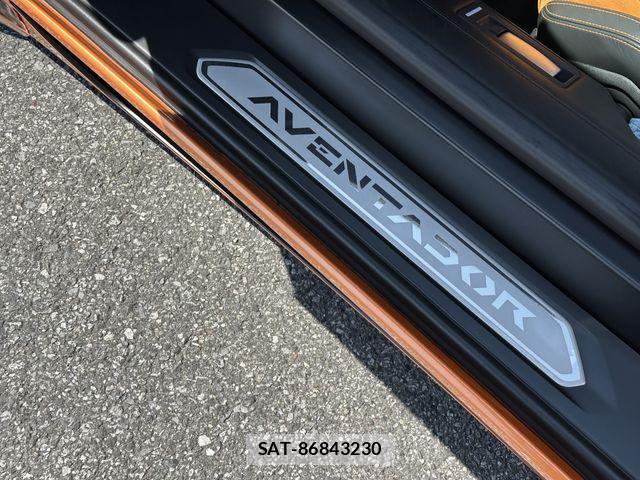 Lamborghini Aventador 2014-11 1040893-12
