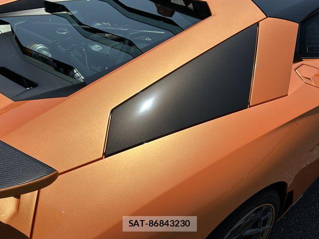 Lamborghini Aventador 2014-11 1040893-21