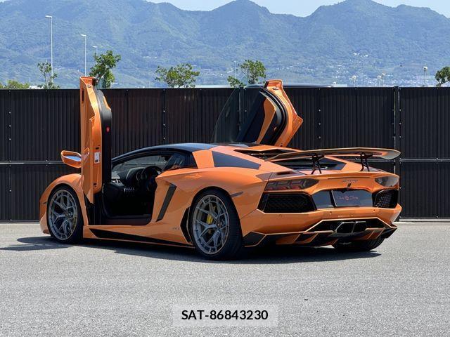 Lamborghini Aventador 2014-11 1040893-26