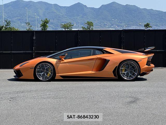 Lamborghini Aventador 2014-11 1040893-28
