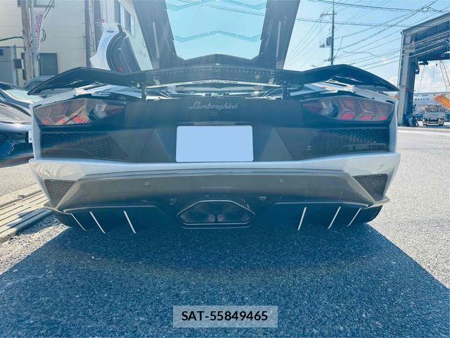 Lamborghini Aventador 2018-10 1322057-4