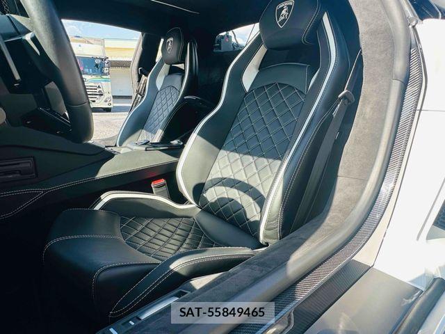 Lamborghini Aventador 2018-10 1322057-6