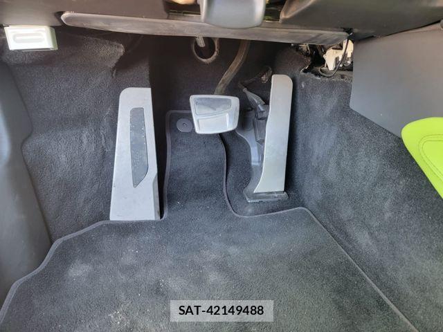 Lamborghini Aventador 2014-03 1825799-13