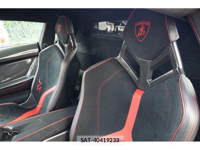 Lamborghini Aventador 2017-02 3421674-14
