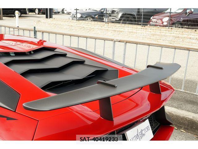 Lamborghini Aventador 2017-02 3421674-16