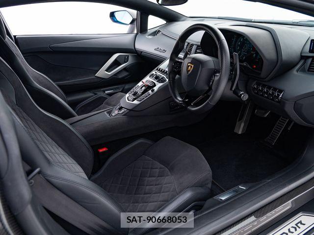 Lamborghini Aventador 2018-02 6672168-10