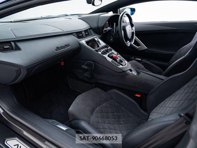 Lamborghini Aventador 2018-02 6672168-19