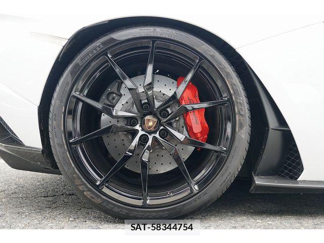 Lamborghini Aventador 2018-04 7508935-9