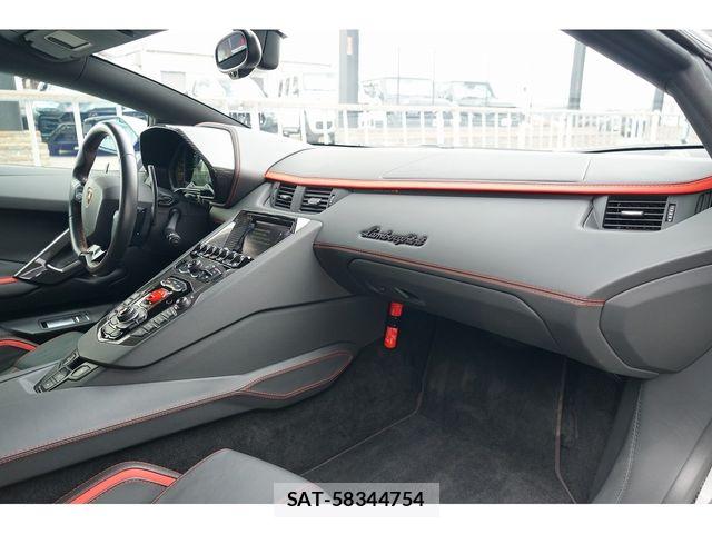 Lamborghini Aventador 2018-04 7508935-18