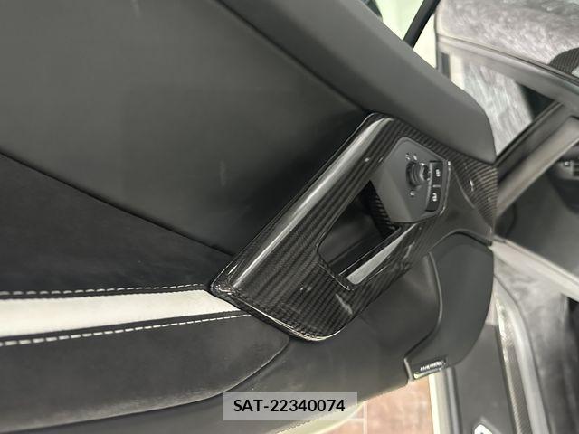 Lamborghini Aventador 2019-03 7327800-11