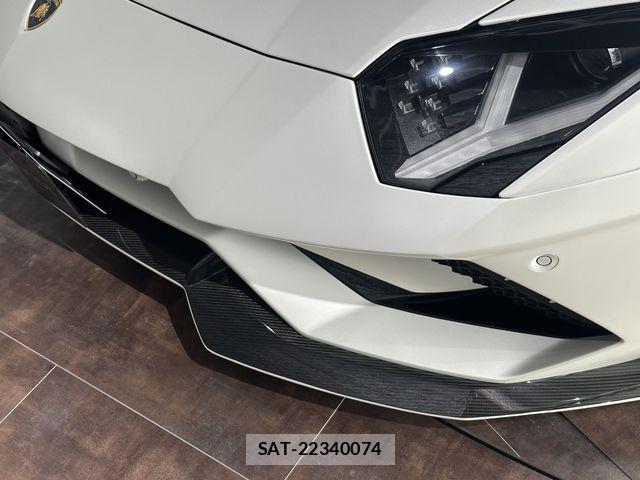 Lamborghini Aventador 2019-03 7327800-21
