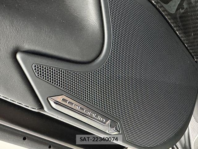 Lamborghini Aventador 2019-03 7327800-7