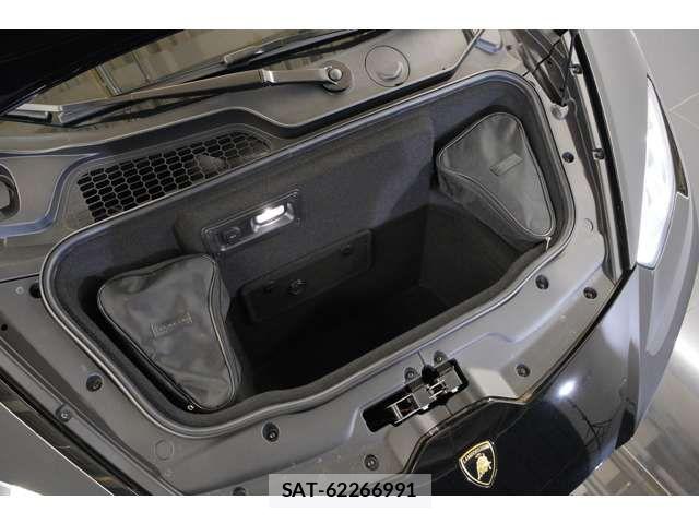 Lamborghini Huracan 2017-08 6002305-3