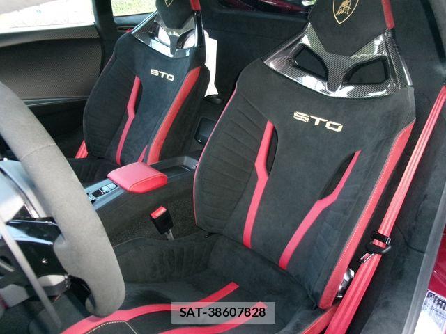 Lamborghini Huracan 2023-07 7962268-15