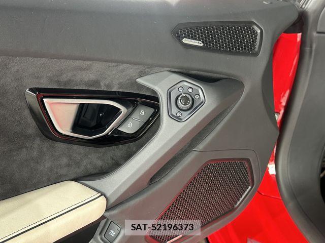 Lamborghini Huracan 2023-07 7786118-12