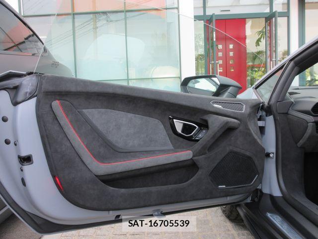 Lamborghini Huracan 2024-08 662750-17
