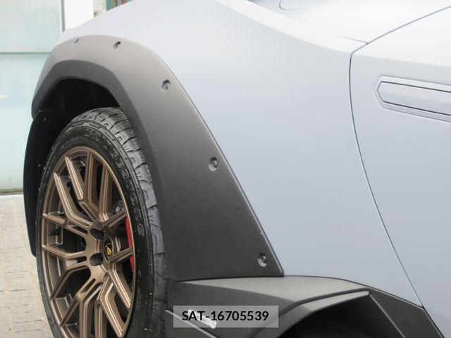 Lamborghini Huracan 2024-08 662750-7