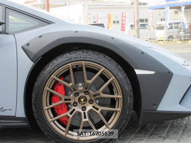 Lamborghini Huracan 2024-08 662750-8