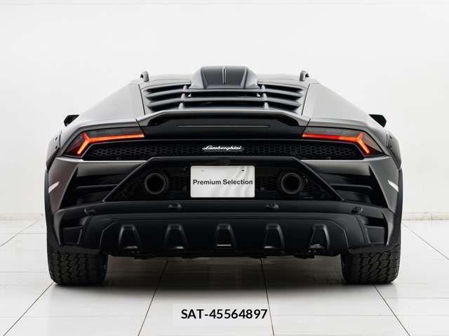 Lamborghini Huracan 2024-02 883506-10
